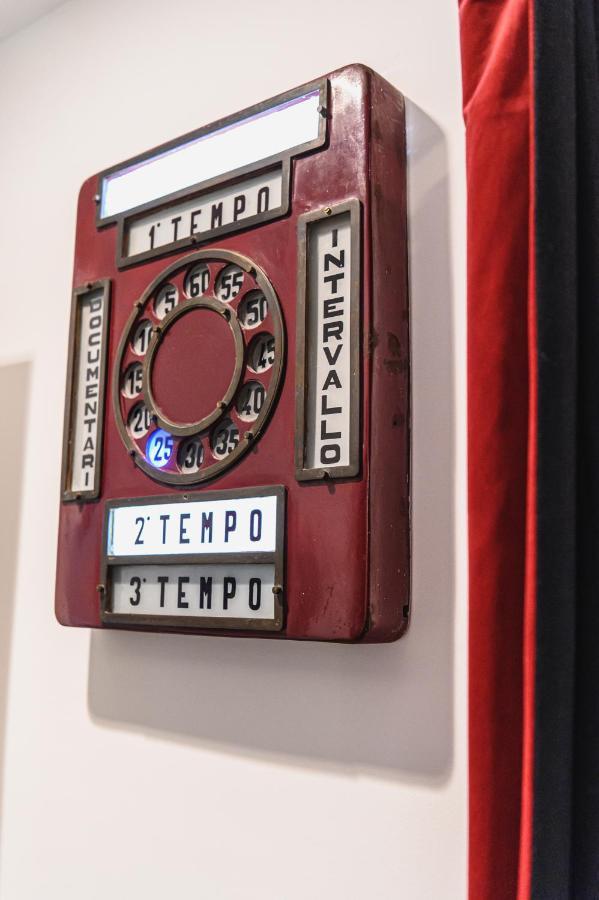 Hotel Cineapollo - Ogni Camera Un Film! Messina Dış mekan fotoğraf