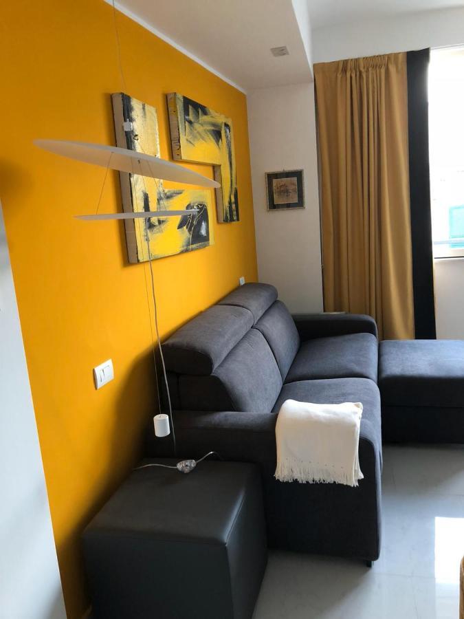 Hotel Cineapollo - Ogni Camera Un Film! Messina Dış mekan fotoğraf